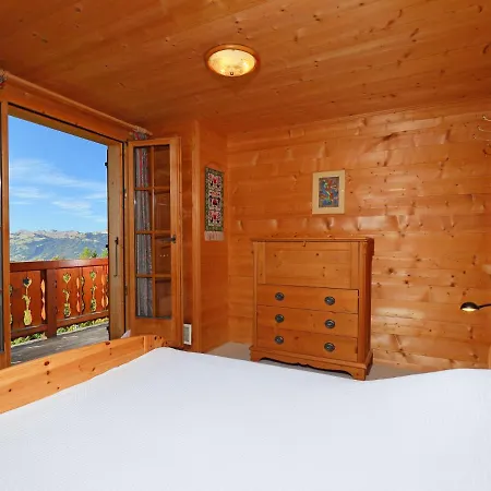 Zan-fleuron By Interhome Arveyes