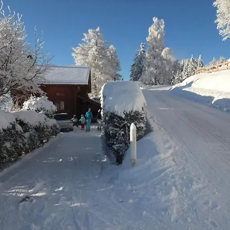 Zan-fleuron Chalet *